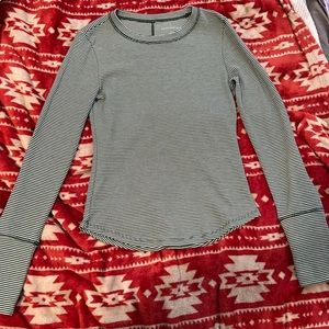 American Eagle Long Sleeve
